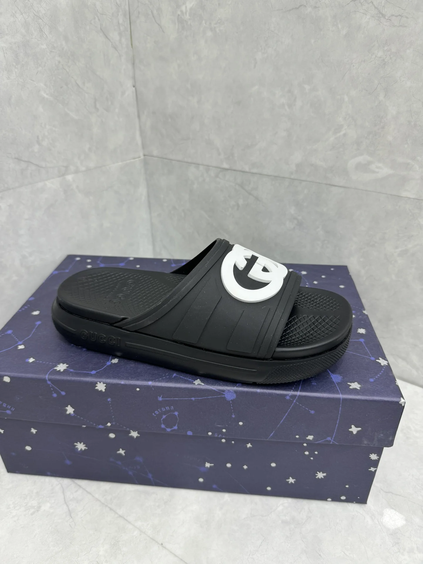 Gucci sz36-47 h0802